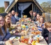 Noa en Iluna, kleinkinderen van Christa en Eddy Planckaert, over leven met camera’s