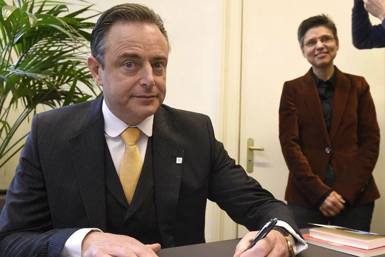 Bart De Wever openhartig: “Ik spreek daar niet over met mijn vrouw en kinderen"