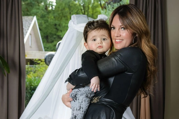 Belle Perez heeft zeer leuke verrassing voor haar zoontje Ellia: “Hij zal zijn ogen de kost geven”