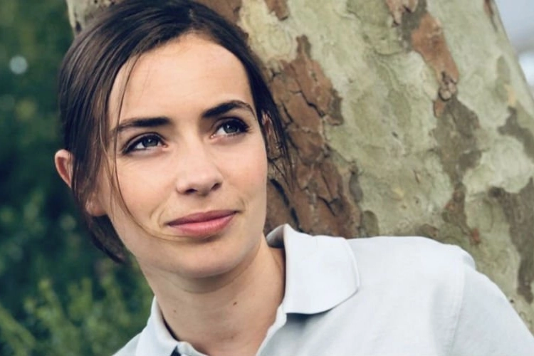 Femke uit ‘De Buurtpolitie’ heeft pakkend nieuws over haar rol in de reeks: “Triest”