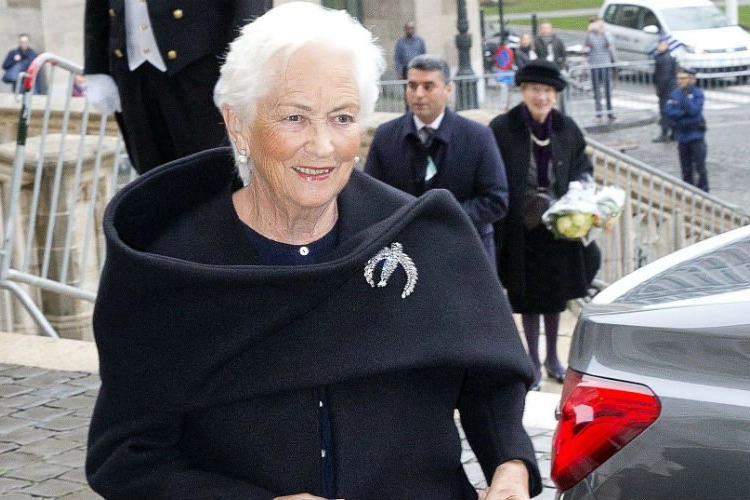 Nog meer ruzie in het Belgisch koningshuis: “Het klikt echt niet tussen koningin Paola en haar”