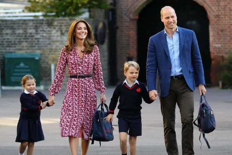 Lagere school van prins George en prinses Charlotte bedreigd door coronavirus: “Kinderen in quarantaine uit vrees voor besmetting”
